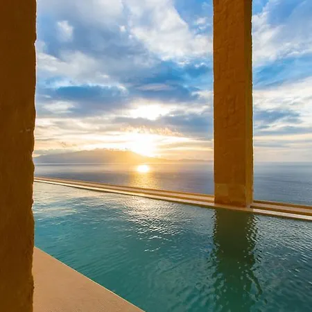 Athina Epavlis - Ethereal Charm Of Blue Horizons Villa *